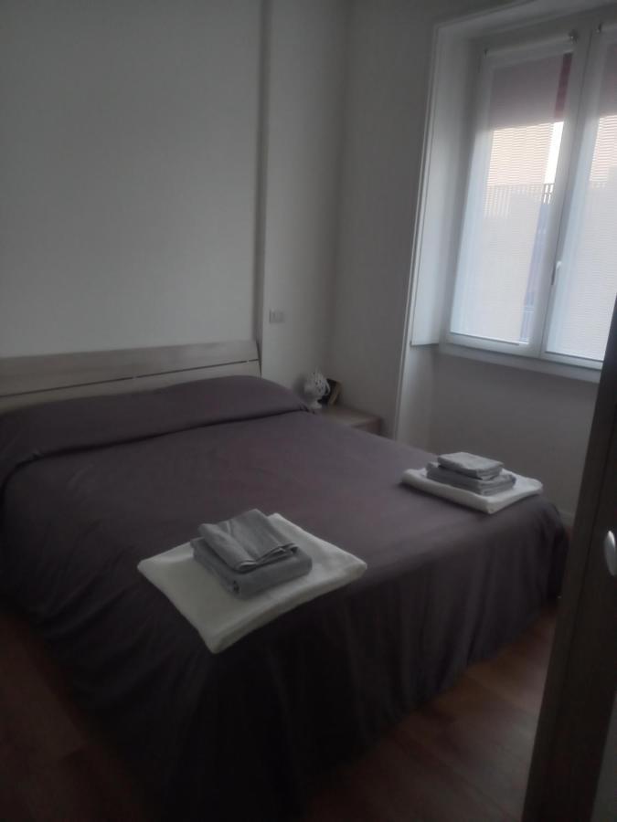 Ferienwohnung Bilocale 7 Piano Balcone Vista Skyline Mailand Exterior foto